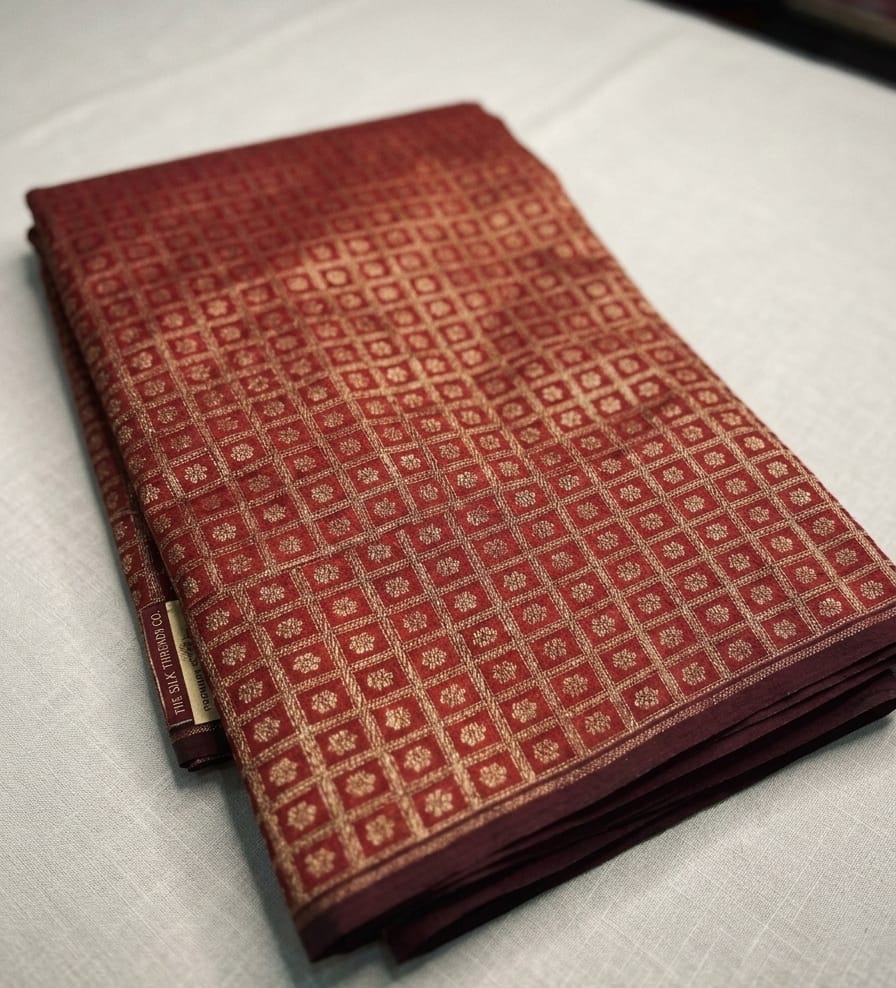 Pure Banarasi Zari Than Fabric - Dark Maroon Gold - Bana