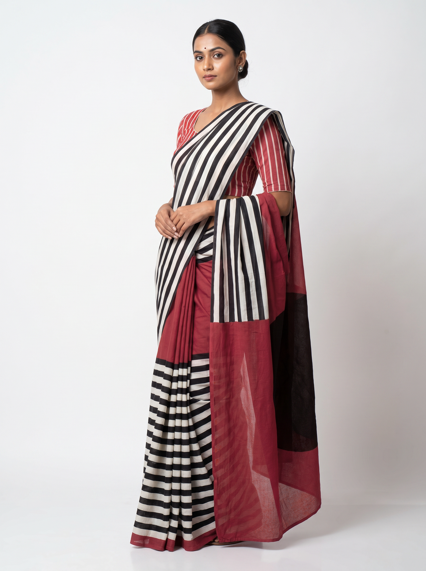 Mul Modal Cotton Maroon Charcoal Grey Printed Dailywear Saree - Image 1