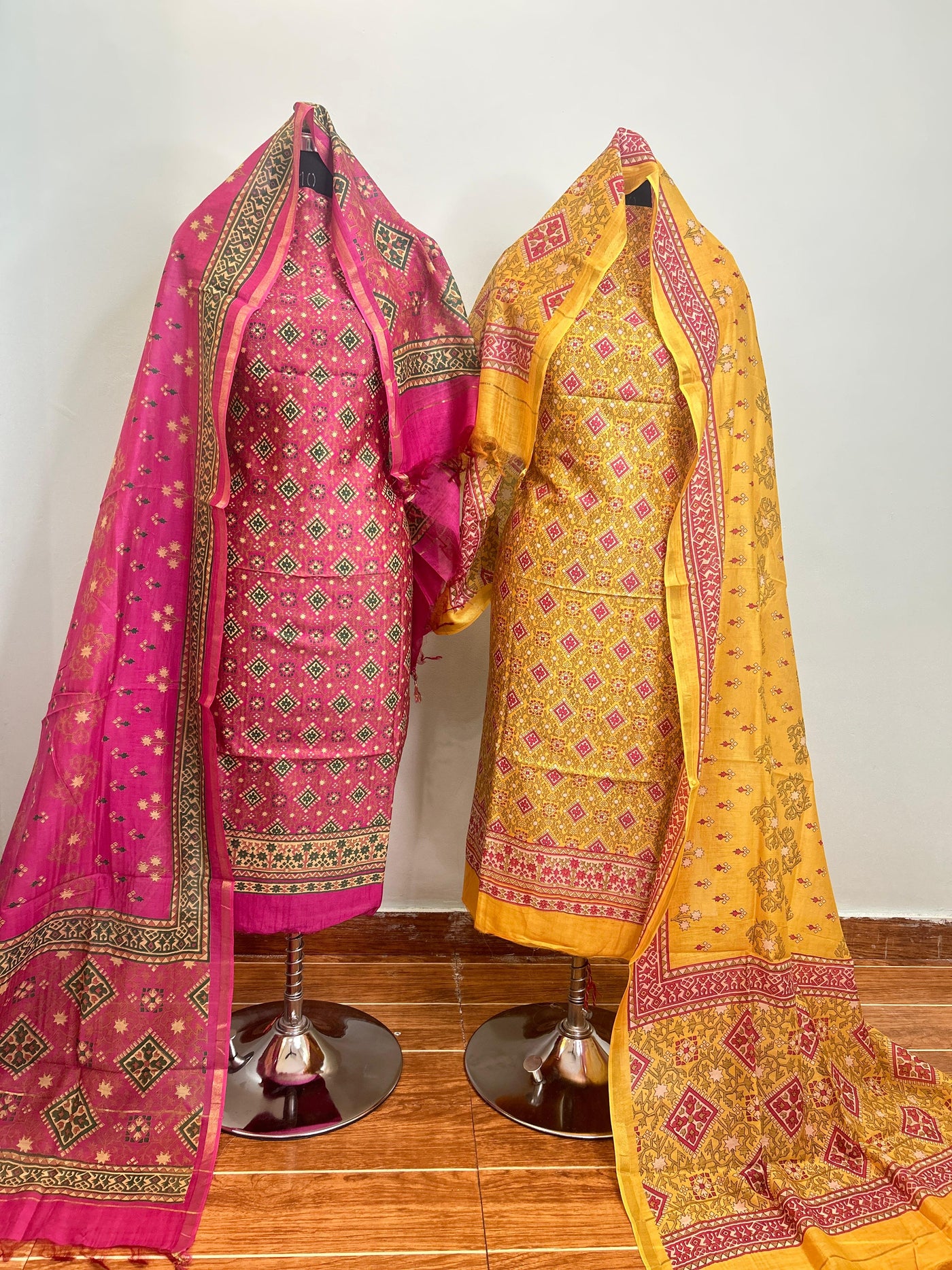 Off White + Deep Red + Rani Pink Maheshwari silk suit material unstitched 3 piece set