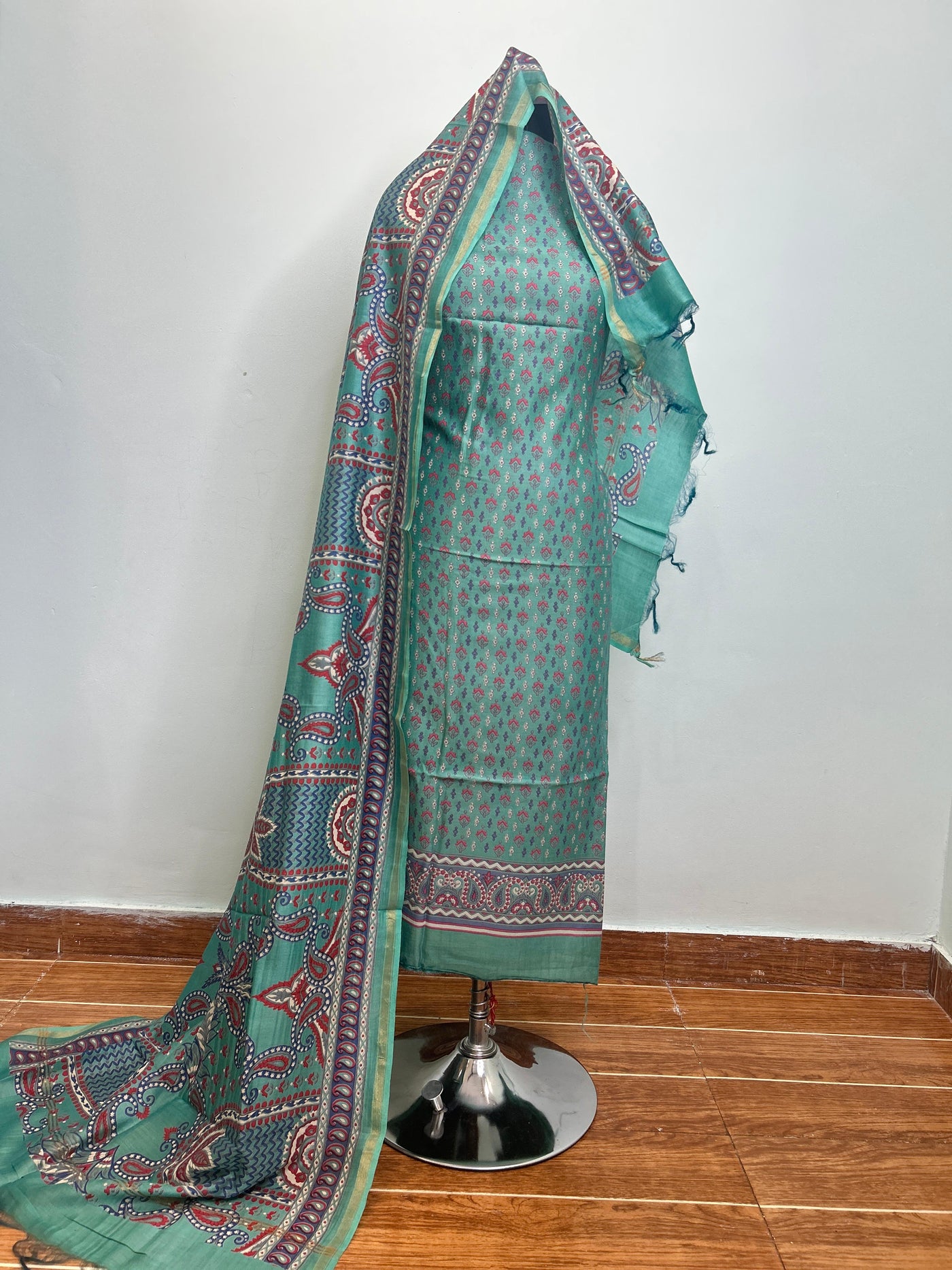 Off White + Teal Blue Maheshwari silk suit material unstitched 3 piece set