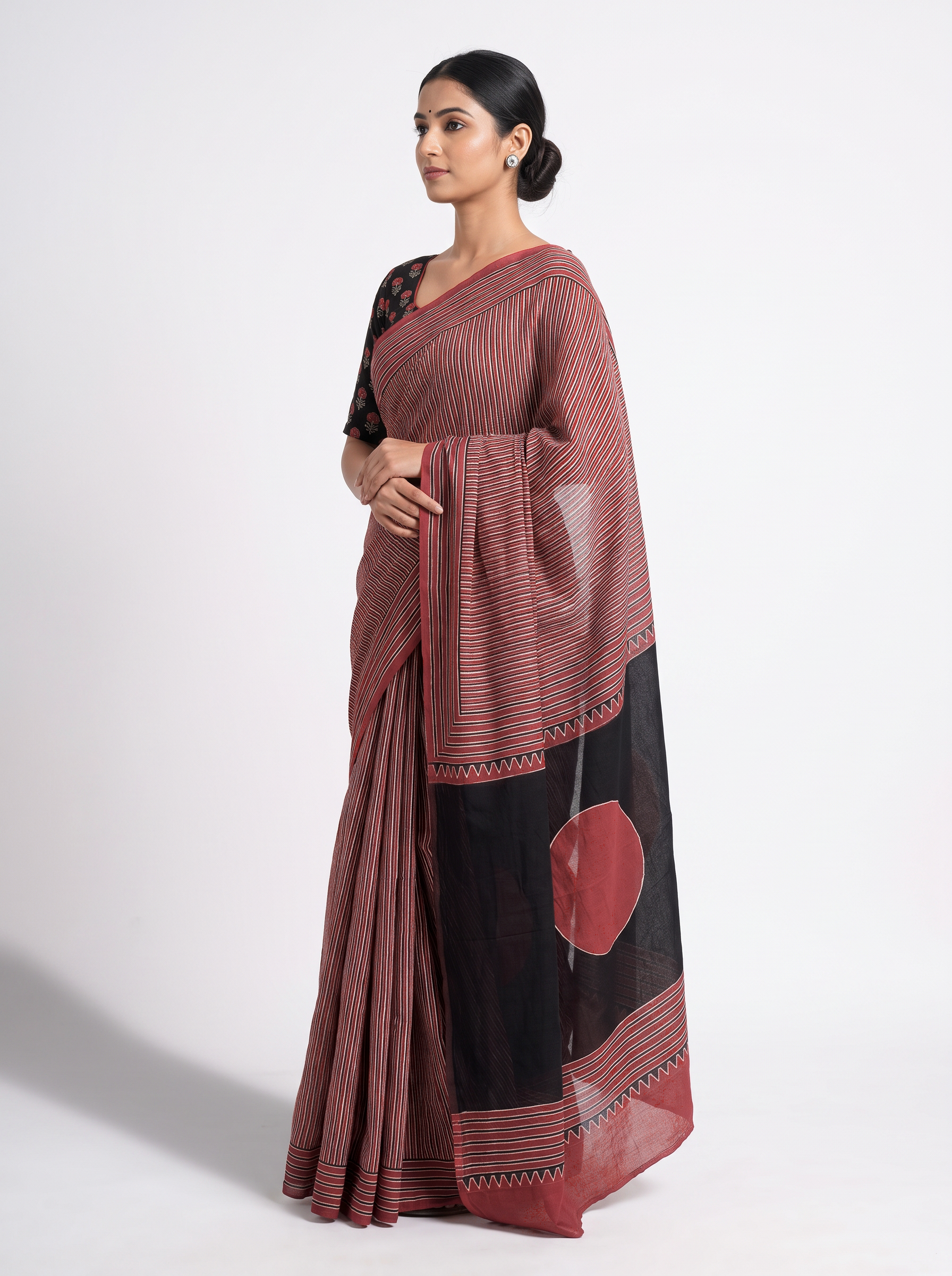 Mul Modal Cotton Deep Red Contrast Border Dailywear Saree - Image 2