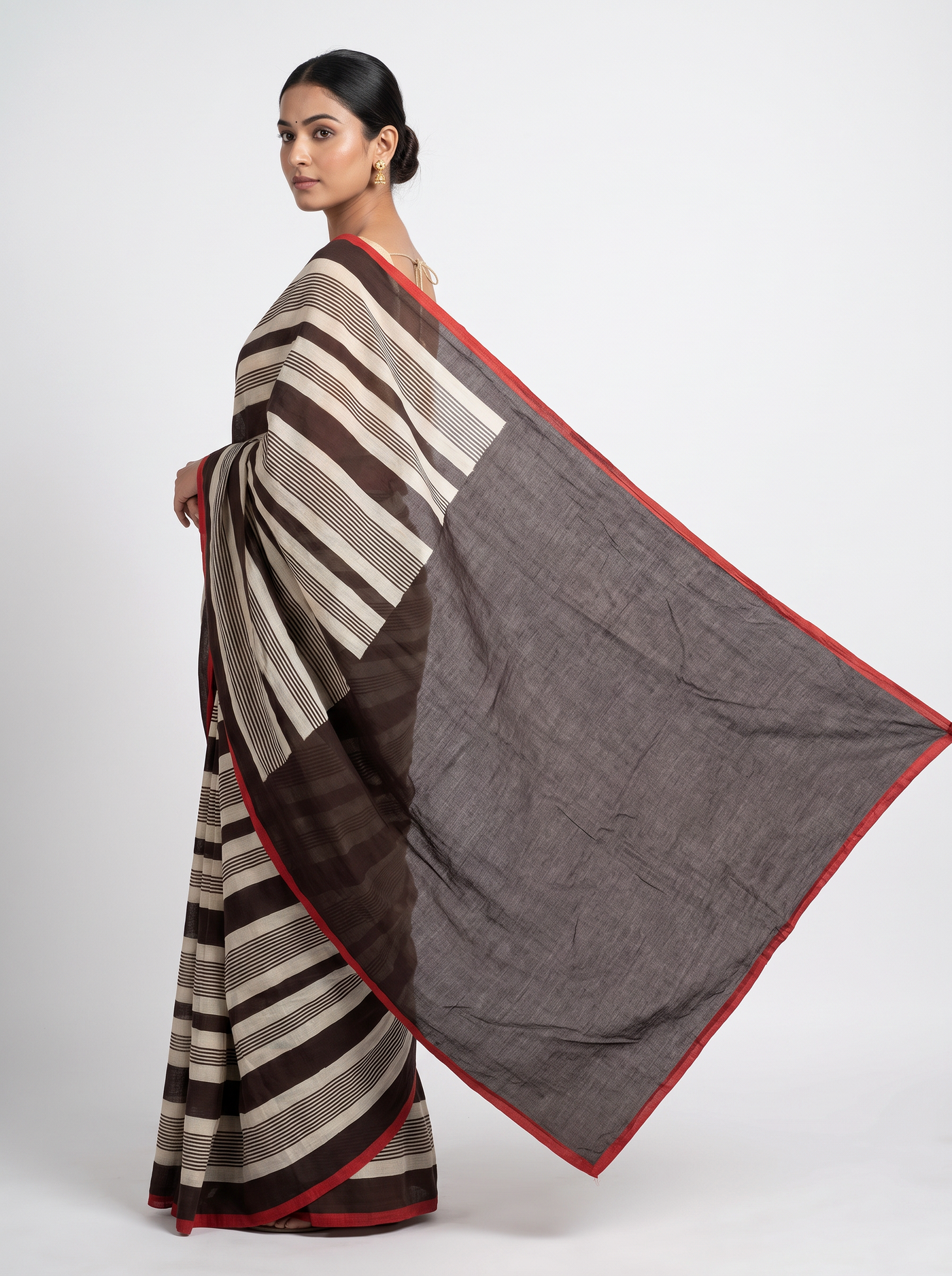 Mul Modal Cotton Wine Printed Dailywear Saree - Image 4