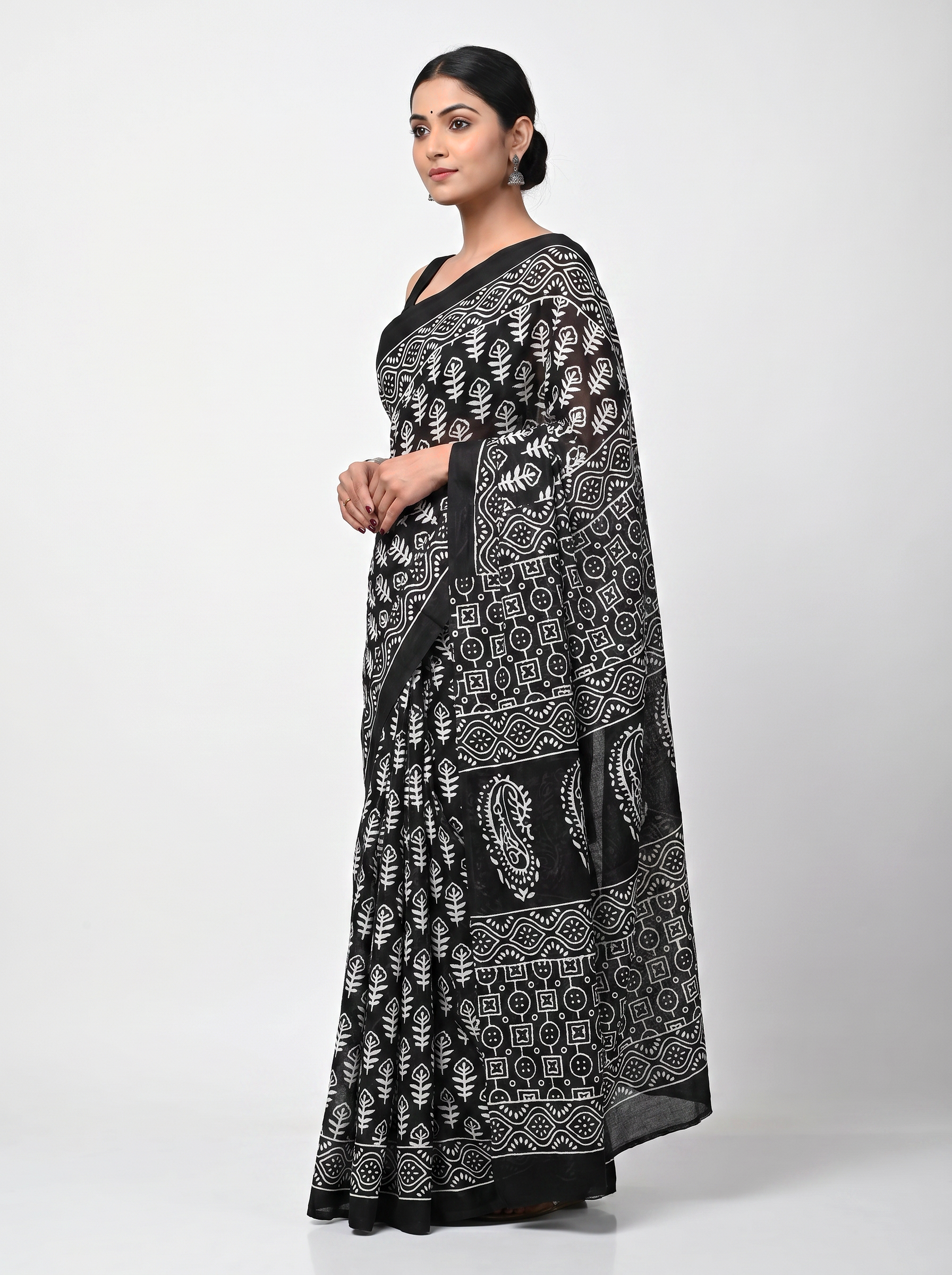 Pure Mulmul Cotton Saree | Charcoal Grey + Grey Handblock Print | Summer & Office Wear | With Blouse image 2