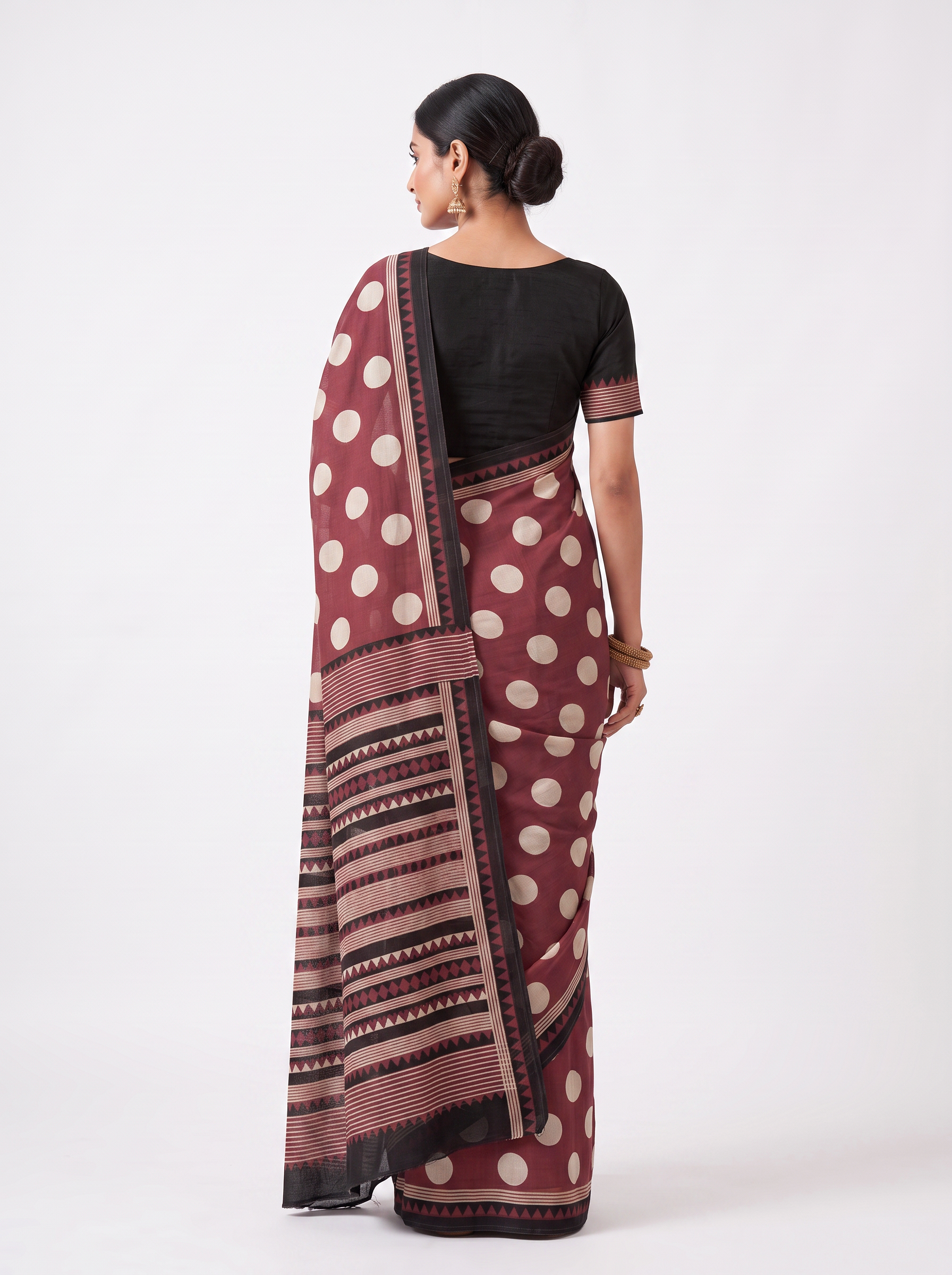 Wine & Off White Contrast Border Mulmul Saree with Blouse - view 3